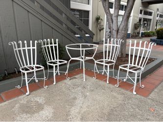 Vintage SOLID Wrought Iron Patio Garden Table with Glass Top and 4 Chairs