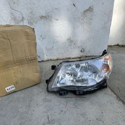 Subaru Forester Headlights
