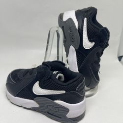 Nike Air Max Excee Sneakers Toddler Size 5C Black White Boy Shoes CD6893-001