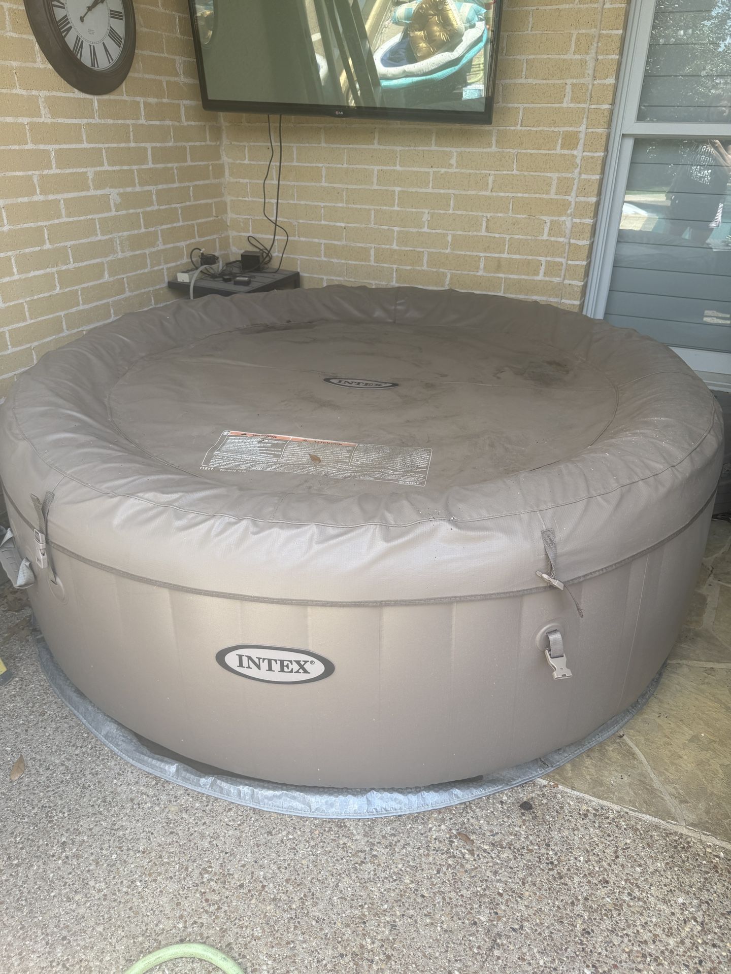 Inflatable Hot Tub