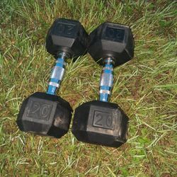 Pair Of Black Rubber 20lbs Hand Weights Dumbells Dumb Bells