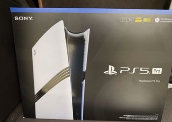 PS5 PRO SEALED