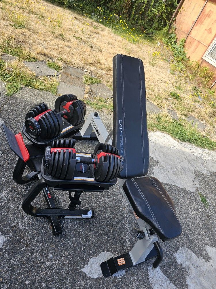 Bowflex Dumbells With Stand And Bench