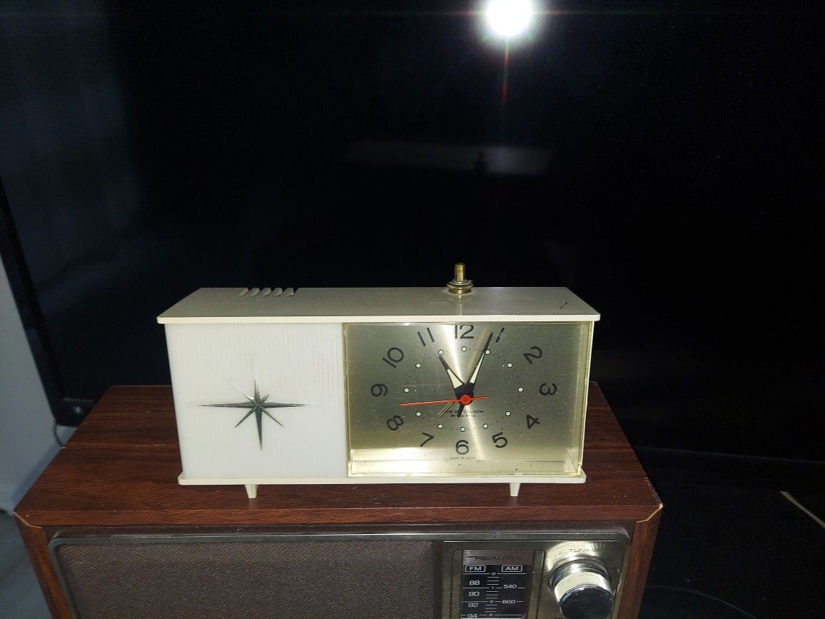 WESTCLOCK ANTIQUE ALARM CLOCK