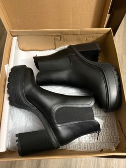 Steve Madden Kat boots