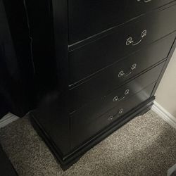 5 Pieces 2 dressers, nightstand, large mirror, and 50in Onn Roku tv