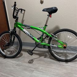 BMX Chaos Bike 20 Inch With Pegs