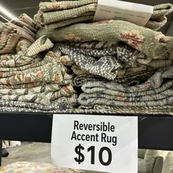 Reversible Accent Rug