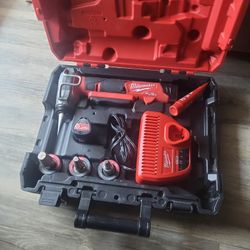 Milwaukee M12  PROPEX  Expander Kit