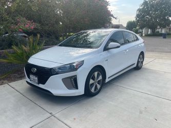 2019 Hyundai Ioniq Hybrid