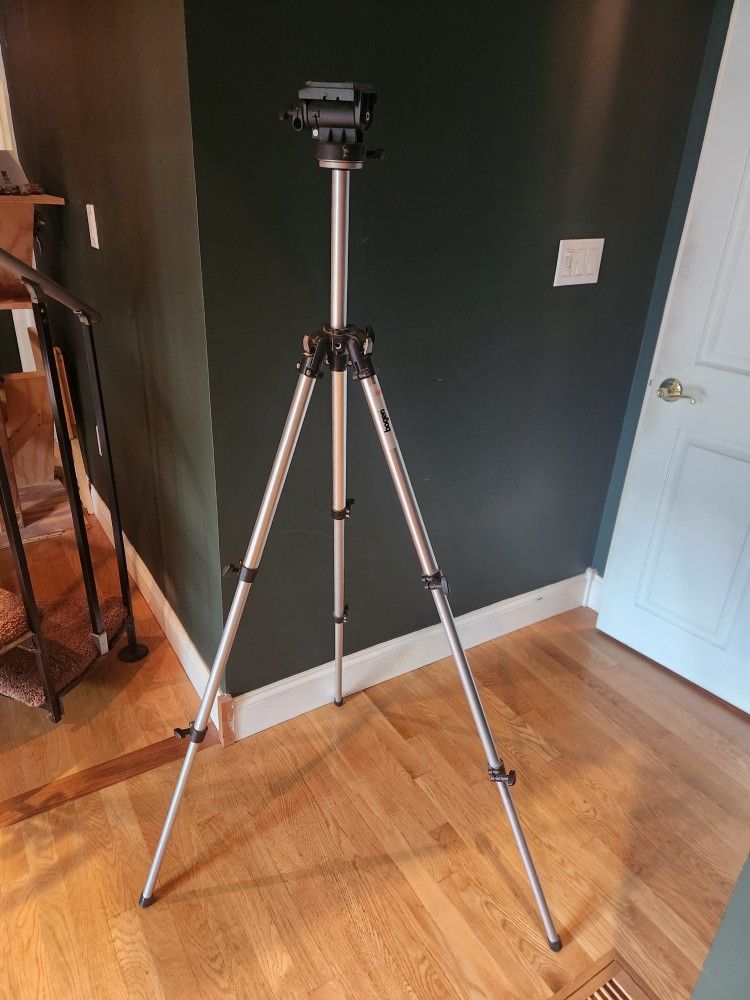 Bogen 3001 Professional Tripod