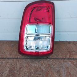 2019-2022 Dodge Ram 2500 Rear Taillight 