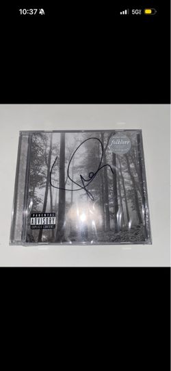 SEALED Taylor SwiftAUTOGRAPHED Folklore CDAlbum SIGNED Brand New Sealed