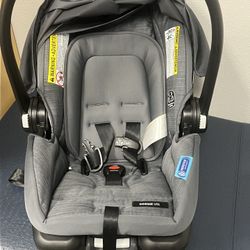 Brand New Graco Car Seat SnugRide Lite