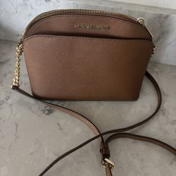 Michael Kors Crossbody Bag