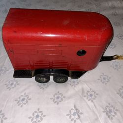 Vintage Ertl Metal Red Horse Trailer Toy