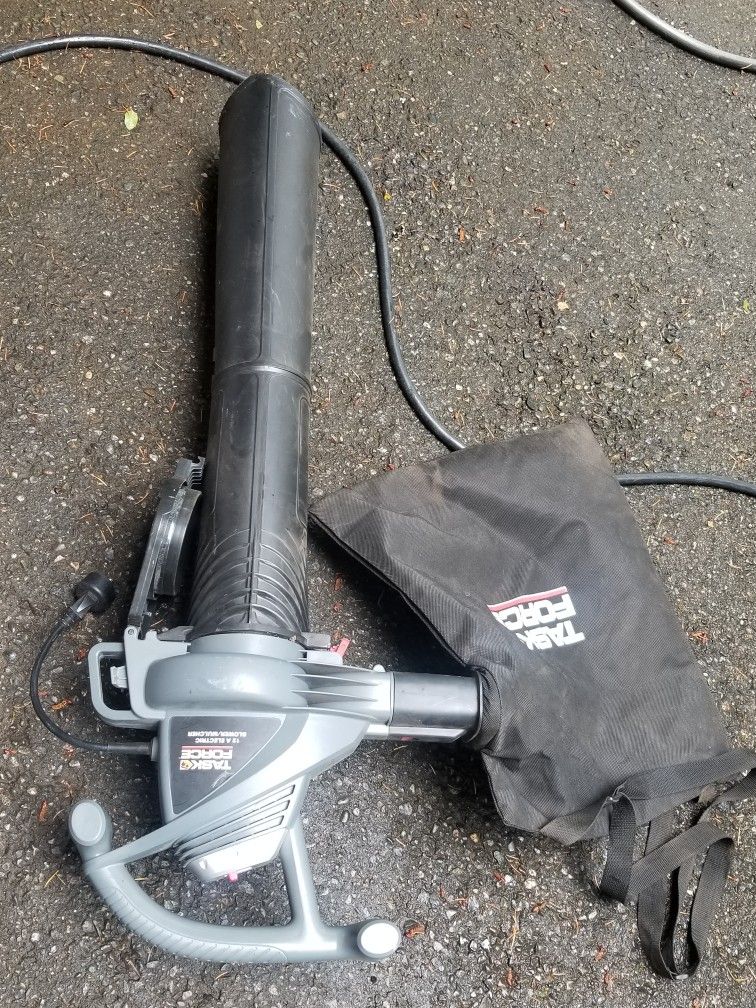 Task force leaf blower/vacuum/mulcher