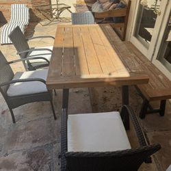 Outdoor dining set - for 6 people