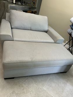 Couch & Leg Rest