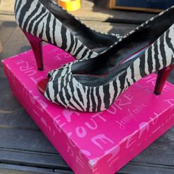 Candies Zebra Pumps Size 8  1/2