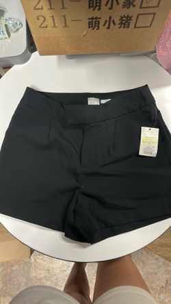 New women black short with tags size 4 $10