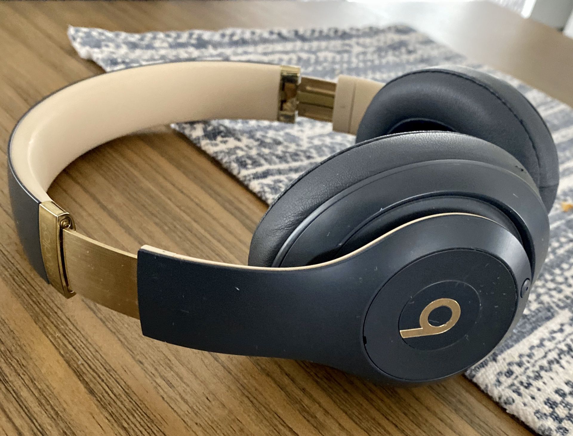 Beats Studios 3 - Wireless Bluetooth Headphones