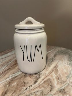 Rae Dunn Jar