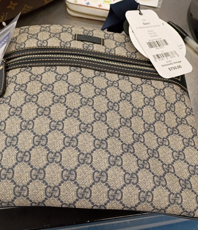 Authentic Gucci Purse