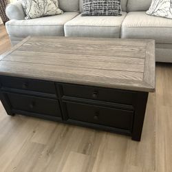 Beautiful Cocktail Table