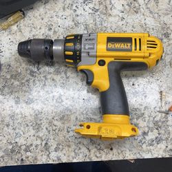 De Walt Drill 18 Volts