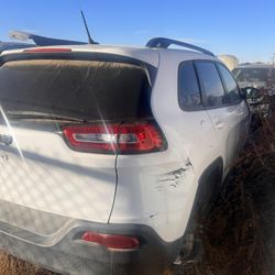 Parts For Jeep Cherokee 2018 Y Mas De 200 Carros De Partes 