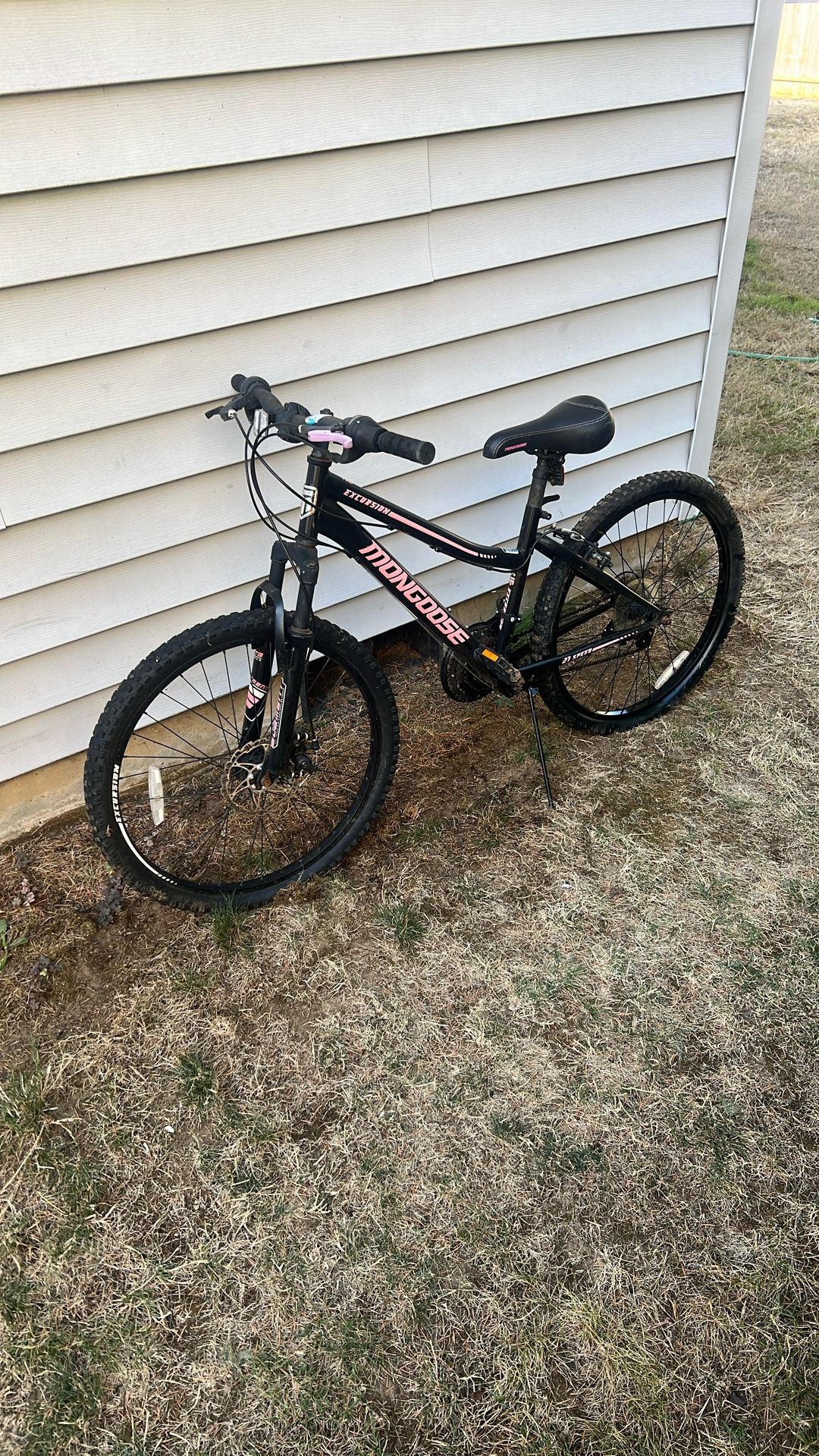 24” Mongoose 21 Speed Mountain Bike