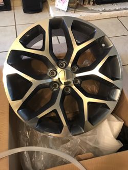 Brand new 22" chevy/Gmc wheels