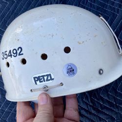 Petzl Ecrin size LARGE climbing, caving, mountaineering helmet