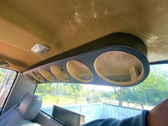 Speaker rack