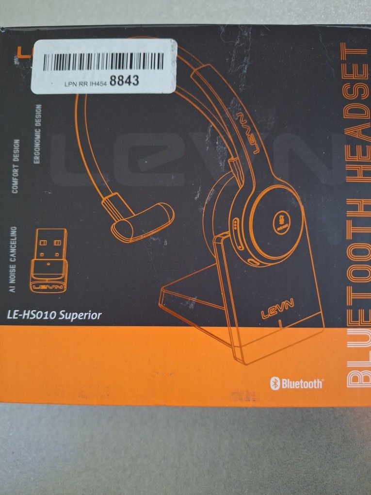 LEVN Bluetooth 5.0 Headset, Wireless Headset with Microphone (AI Noise Cancelling)
- 35Hrs Bluetooth Headphones with USB Dongle for PC

