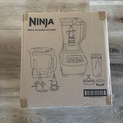 Ninja Blender/Food Processor With Pitcher, Smoothie Cup, and 8 Cup Bowl