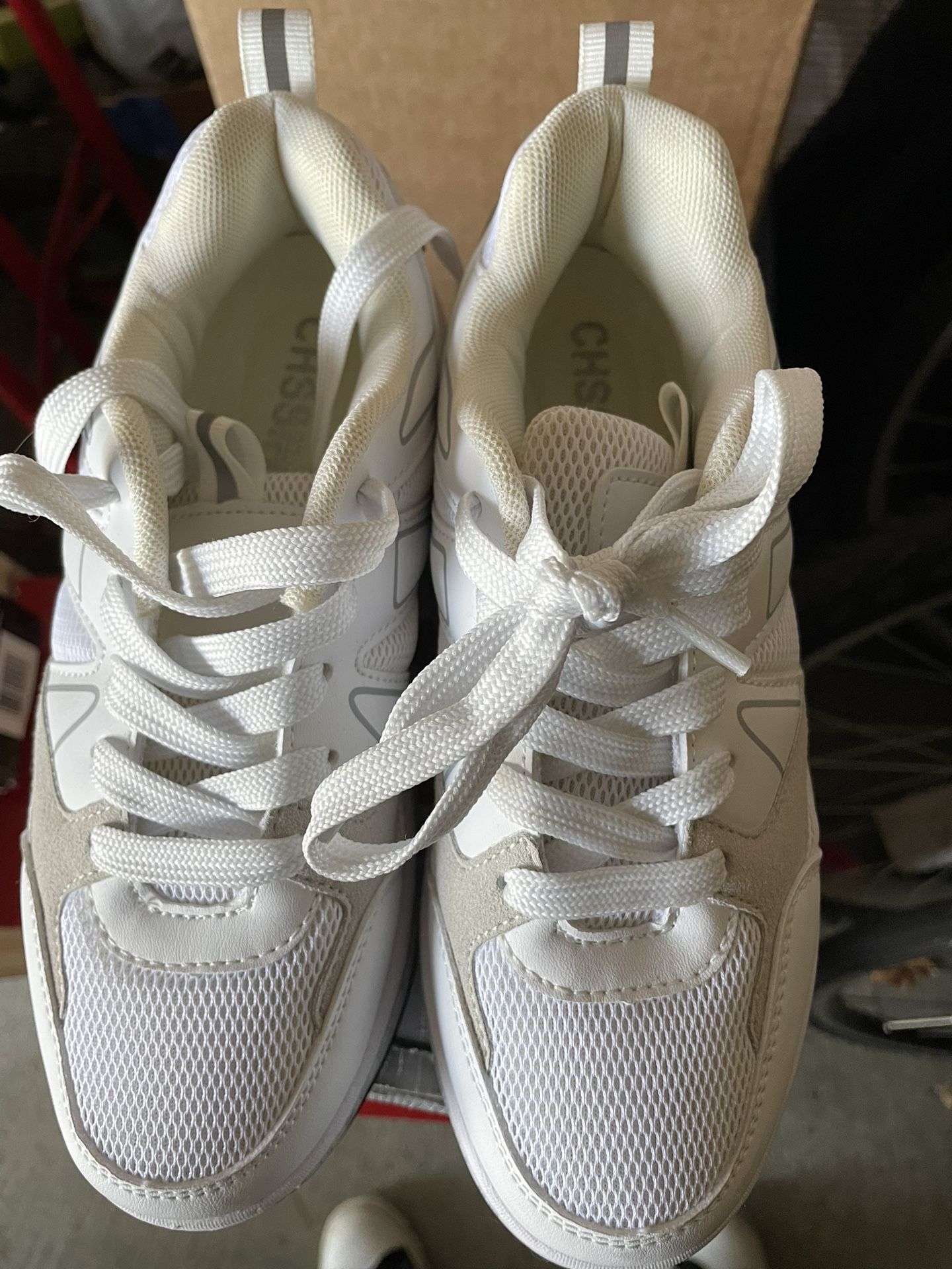 Brand new Roller Skates Women's Double Row Wheel White