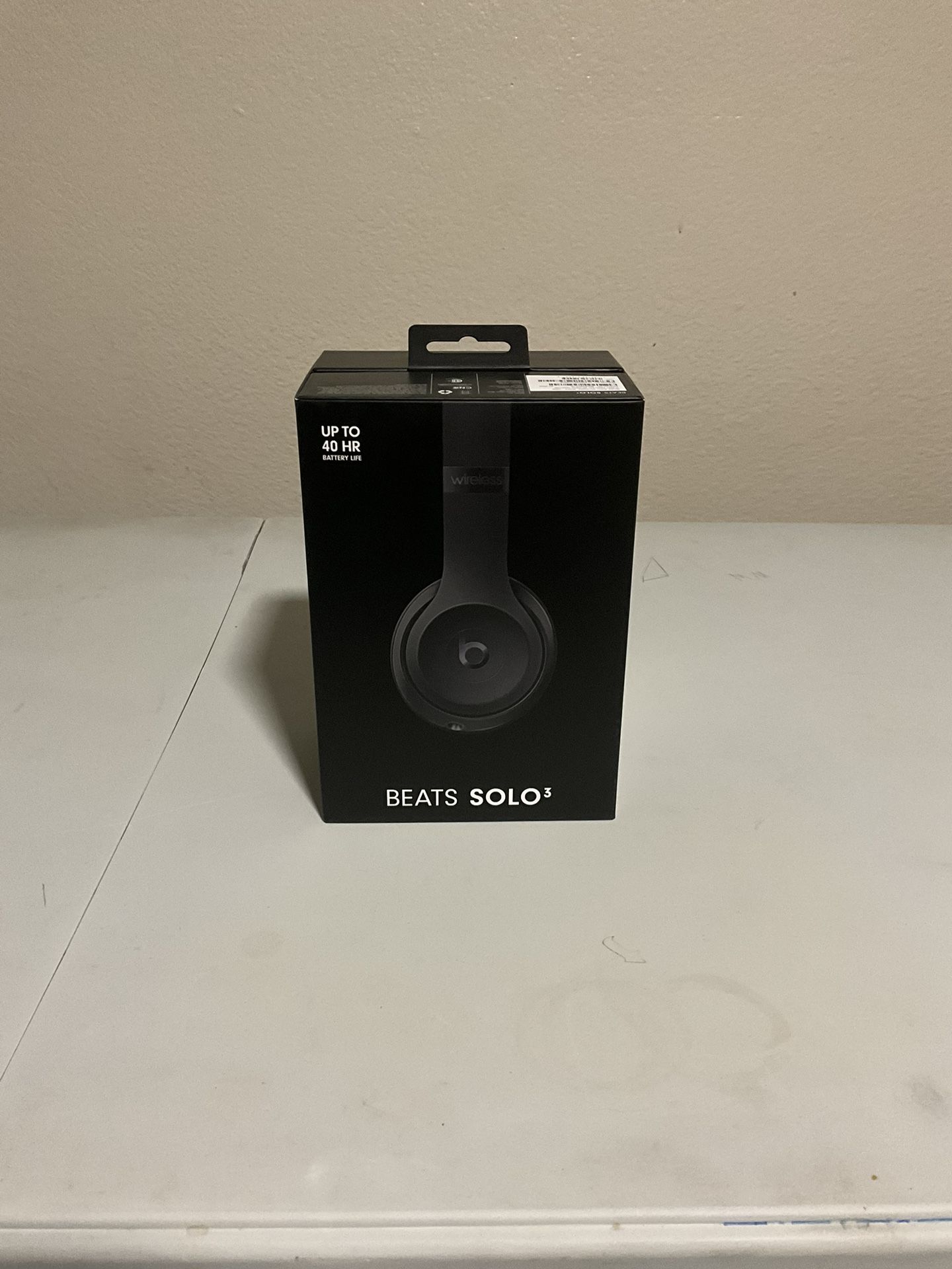 Beats Solo 3 With Charging Cable 