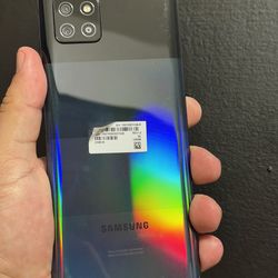 Galaxy A42 5G 128gb hair line crack screen unlocked for any carrier