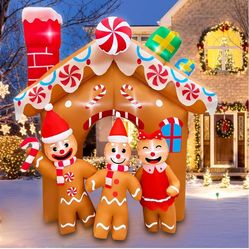 Xmas inflatable deal 8 ft and 7ft inflatable’s