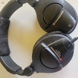 Sennheiser HD 280 Pro Over the Ear Headphones - Black