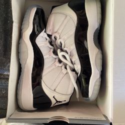 Air Jordan 11 Retro Gs Concord  4.5y