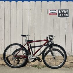 Trek Singletrack 930 Mountain Bike 