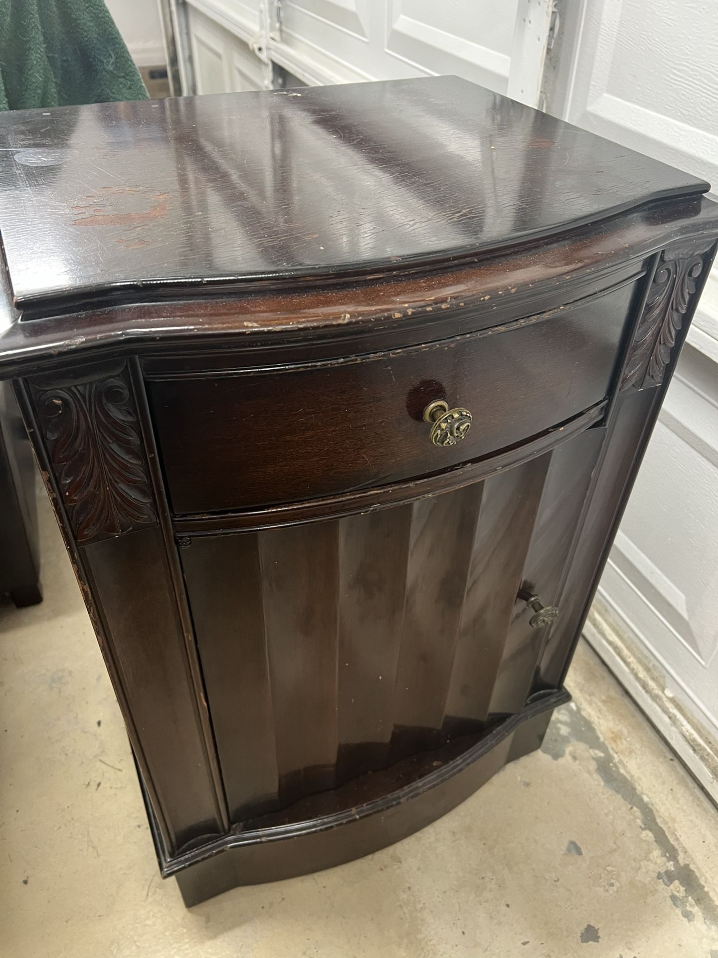 Solid Wood Side Table With Cabinet And Drawer