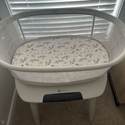 Mamaroo Sleep Bassinet