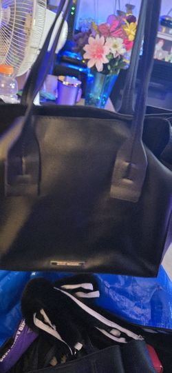 Steve Madden handbag.