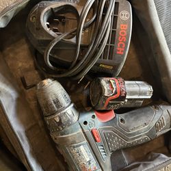 Bosch 12v Drill Driver Comes With Charger and 2 Batteries In Good Condition 