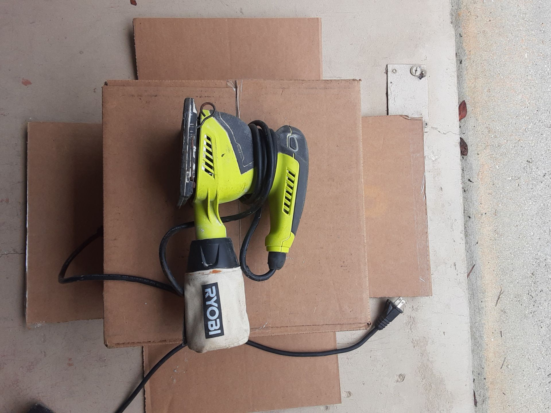 Ryobi Sander
