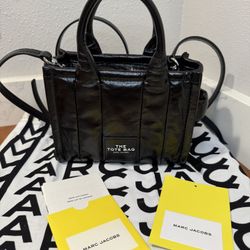 NEW Marc Jacobs Crossbody The Tote Bag in Black Patent Leather